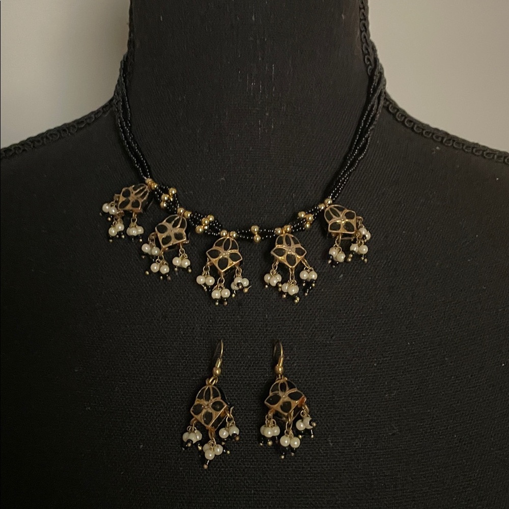 Jewelry Set Necklace Drop Earrings Women Black Gold Tone